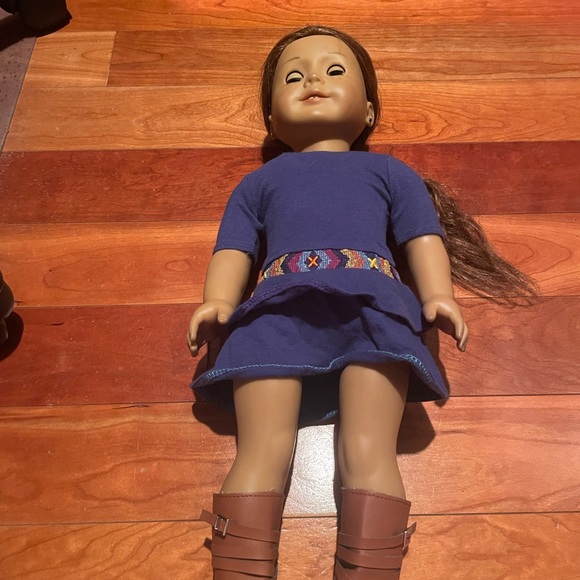 American Girl Doll Of The Year Sage 2013 - Picture 5 of 13